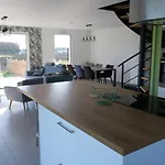 Family Cinema Villa